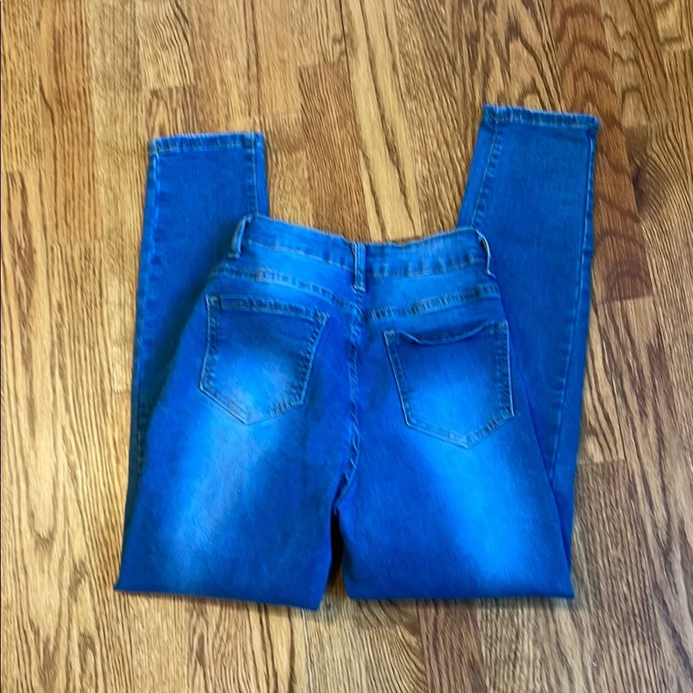 Stylish Blue Distressed women’s button fly Jeans - Picture 3 of 3